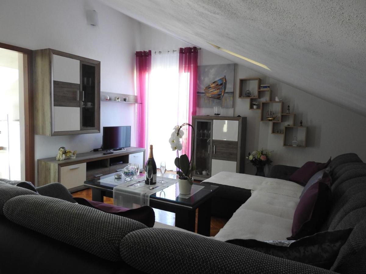 Marini Apartmani トロギール エクステリア 写真