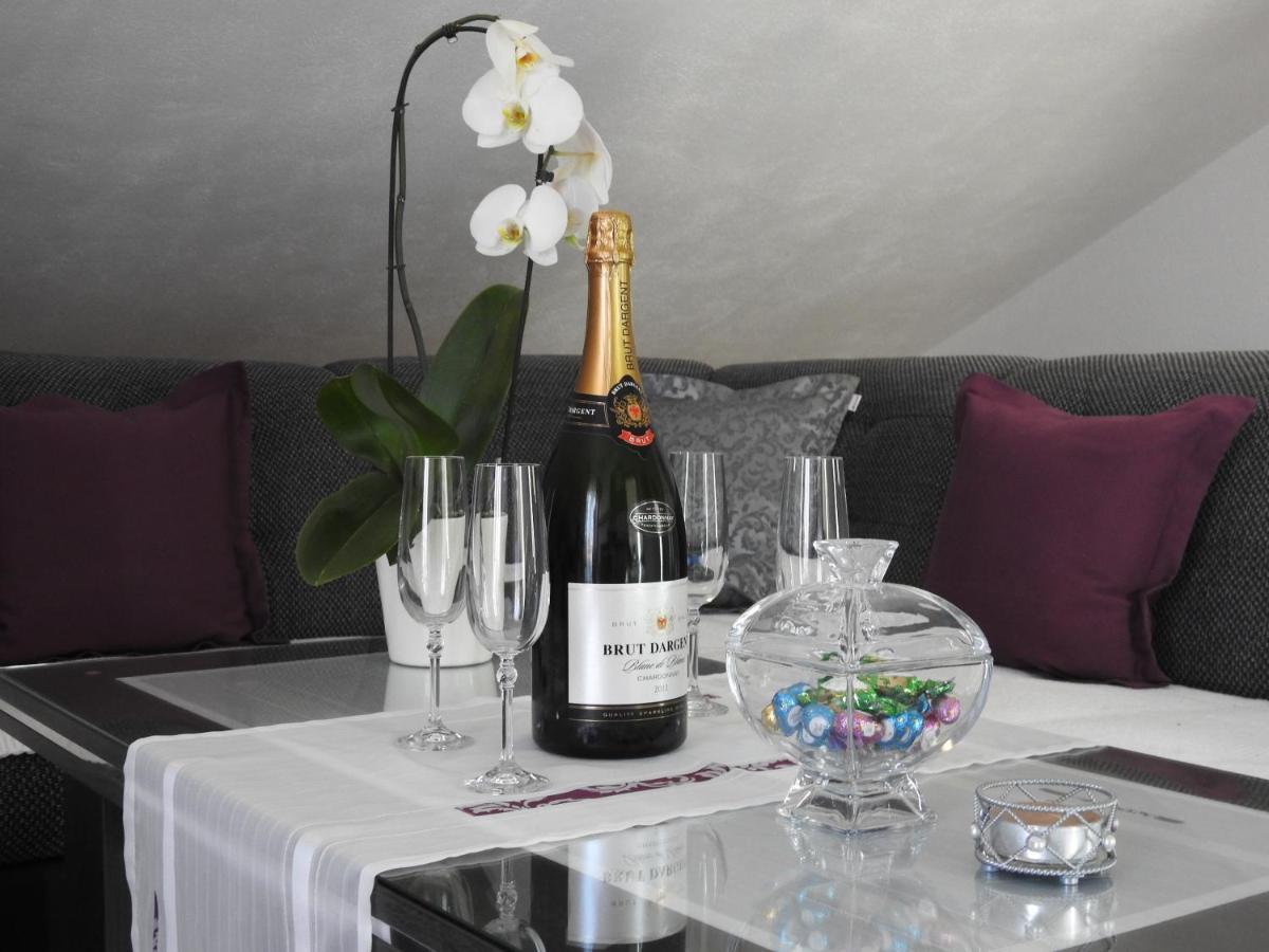 Marini Apartmani トロギール エクステリア 写真