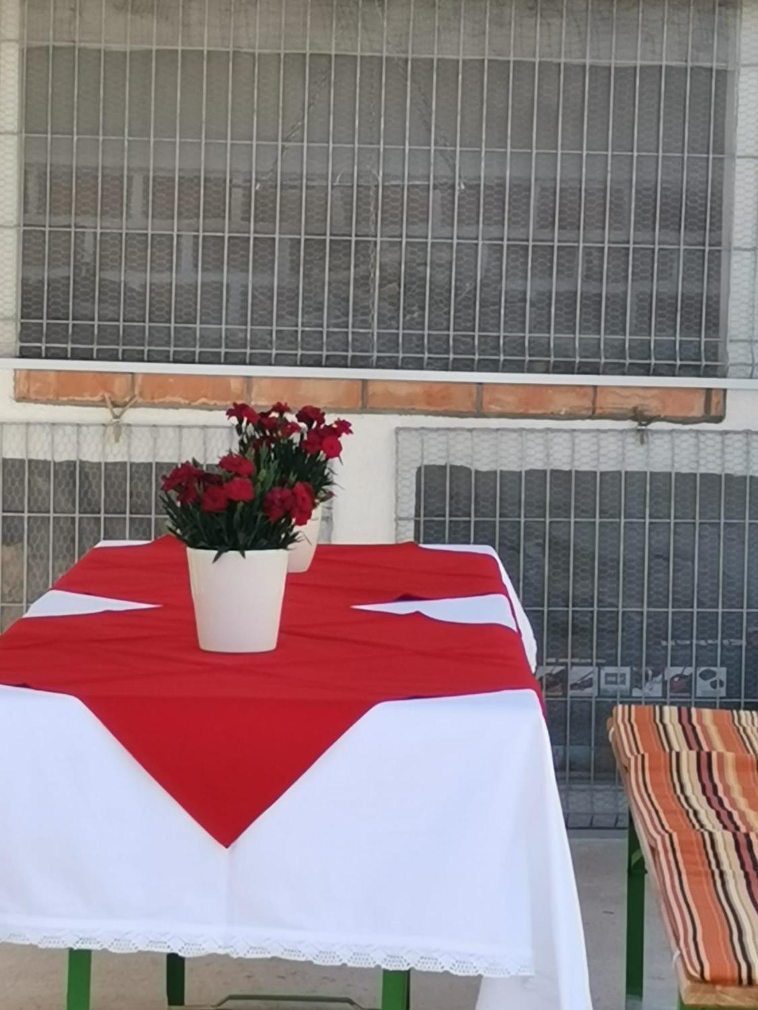 Marini Apartmani トロギール エクステリア 写真