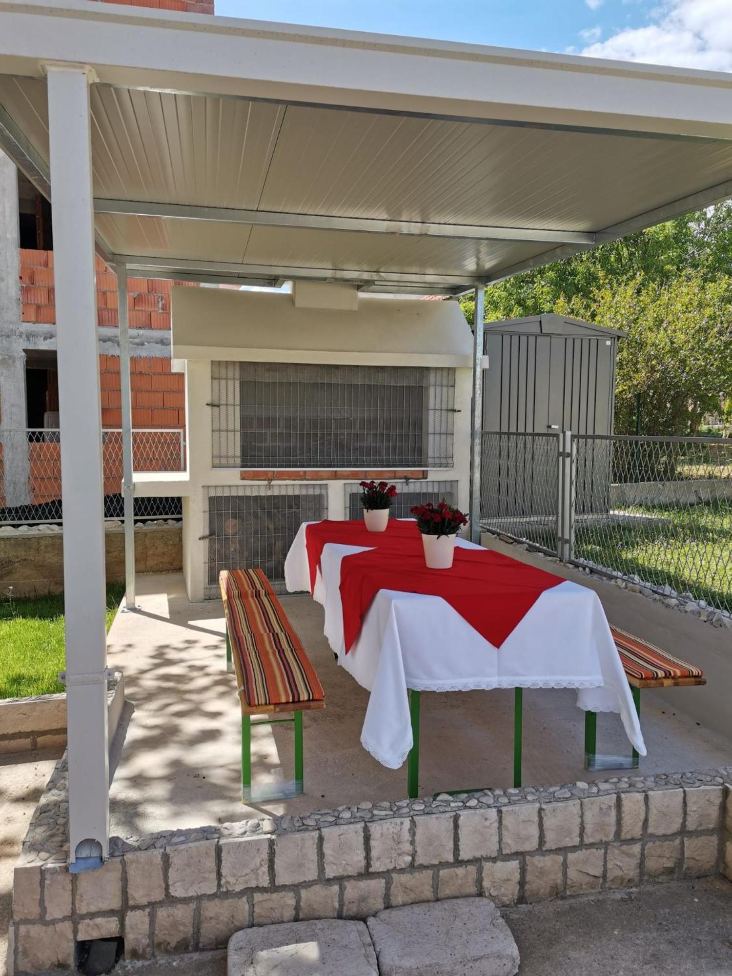Marini Apartmani トロギール エクステリア 写真