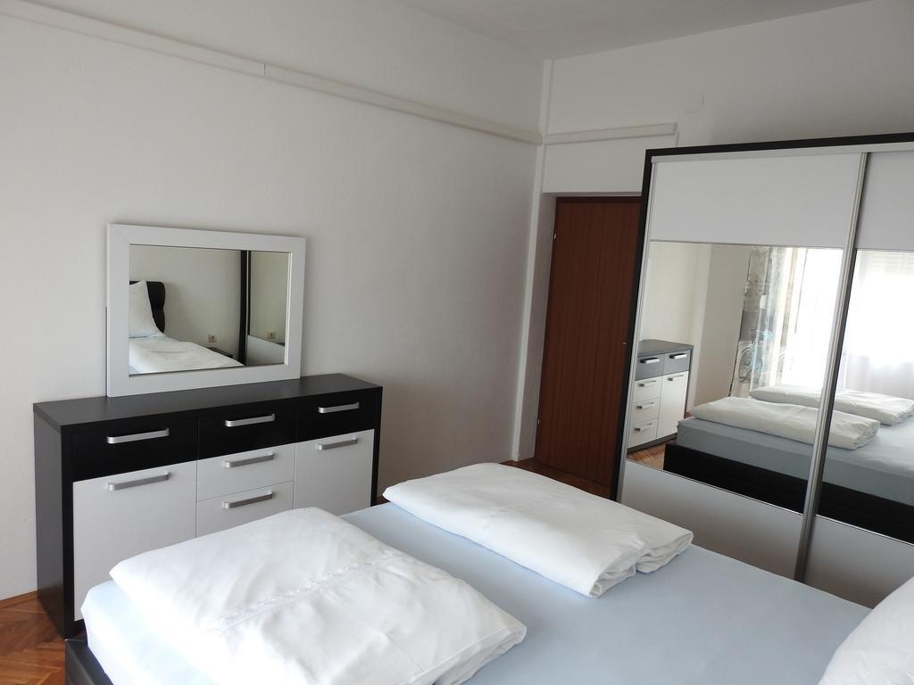 Marini Apartmani トロギール エクステリア 写真