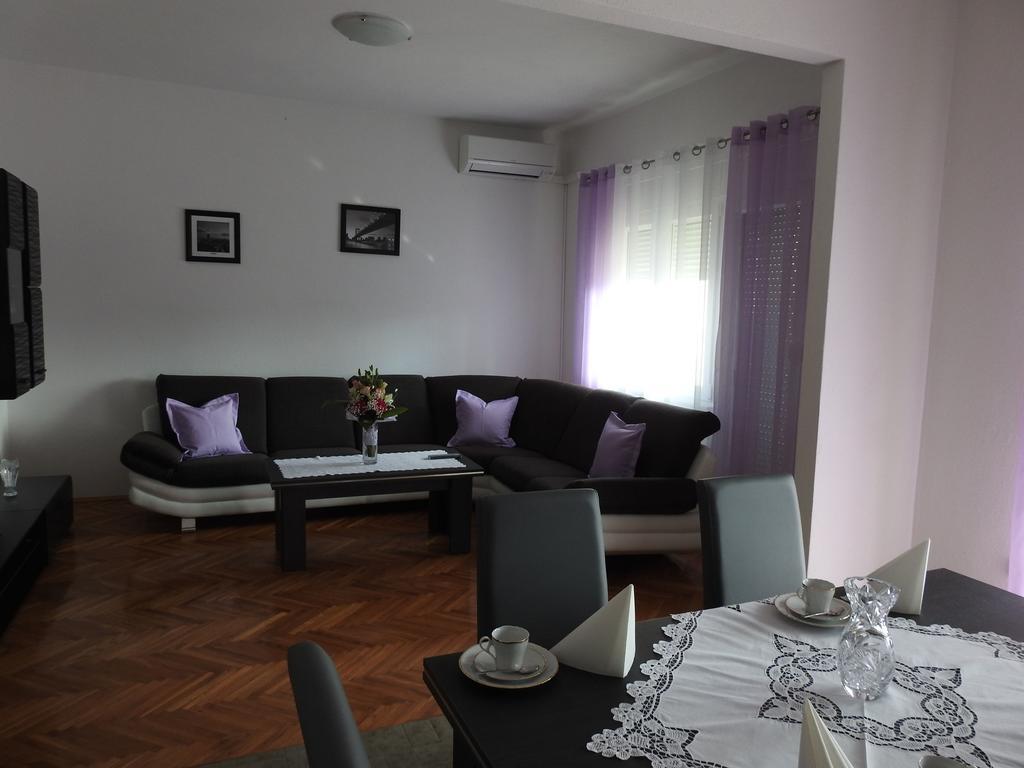 Marini Apartmani トロギール エクステリア 写真