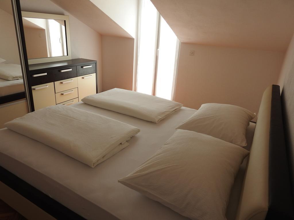 Marini Apartmani トロギール エクステリア 写真